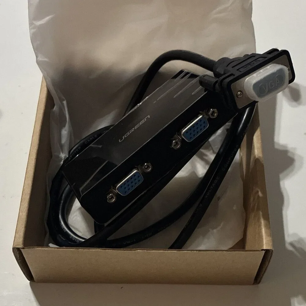 UGREEN 20918 VGA Male to Dual Female Splitter Cable 1x2 3ft Open Box